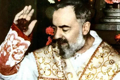 padre pio estigmas